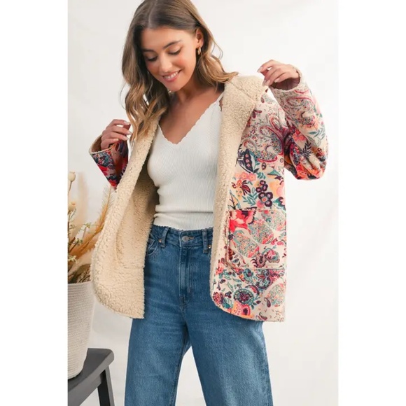 NWT Vintage  Vibes Paisley Floral Print Hooded Jacket - Picture 1 of 9